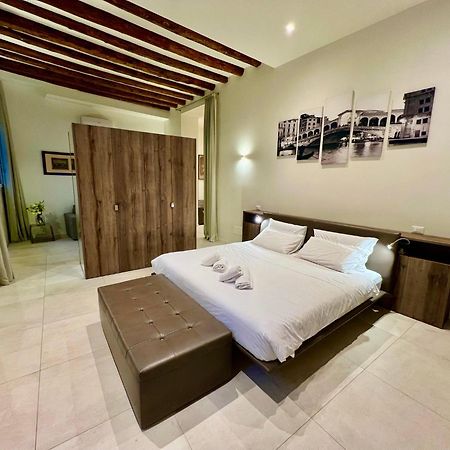 Suite Madoneta Venecia Exterior foto